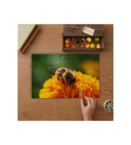 Sarı Çiçeğe Konan Arı Tasarımı 240 parça Ahşap Puzzle Ahşap Kutuda MP01080