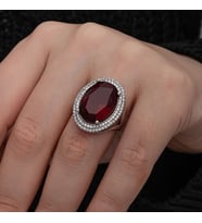 Kırmızı Oval Taşlı 925 Ayar Gümüş Kadın Yüzük