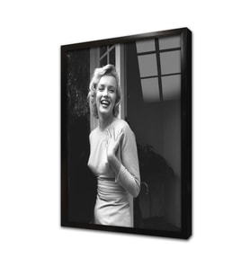 Siyah Beyaz Marilyn Monroe Çerçeveli Cam Tablo