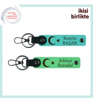 Milli Ruhla Hazırlanmış Romantik Armağan – Sevgiliye Özel Ay Yıldız Anahtarlık Seti, Turkuaz-Yeşil