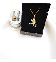 ✨ Tek Taş Kuş Kolye + Sürpriz Işıklı Kar Küresi Hediye ✨ (Gold)