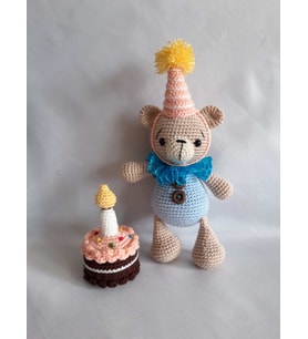 Doğumgünü Pastası ve Sevimli Ayısı Amigurumi Organik Oyuncak