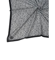 Mim Prime Pamuk Çiçek Desenli Eşarp 90x90 cm (Siyah-Gri)
