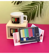 Kişiye Özel Nostaljik Tv Tasarımlı Mini Albüm Ve Kutulu Kupa Hediye Seti