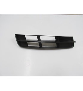AUDI Q7- 12/14; ÖN TAMPON PANJURU SAĞ SİYAH (TW) 1355-2011A 4L0807682B01C