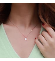 Yıldız Figürlü Zirkon Taşlı Mine İşli Rose Gold Kaplama Gümüş Kolye