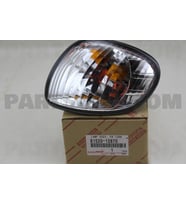 Toyota Corolla Ön Sinyal Sağ 2001 2002- (Oem No:  8152012870)