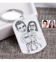BK Gift Kişiye Özel Karakalem Sevgililer Pleksi Anahtarlık-5 (Beyaz)