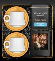 Bambu Tabaklı İkili Porselen Türk Kahvesi Fincanı Seti & Kişiye Özel Fotoğraf Çerçevesi & 125 Gram Selamlique Türk Kahvesi