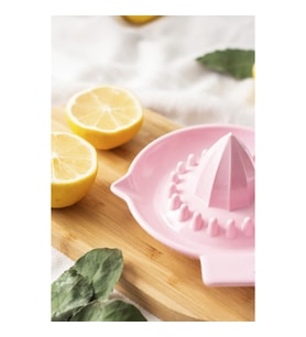 Akrilik Koyu Pembe Limon Sıkacağı Pratik Limon Sıkacağı