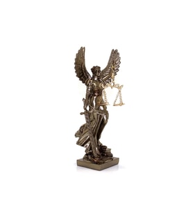 Dekoratif Kanatlı Themis Adalet Kadını Heykeli Biblo 30*12 cm