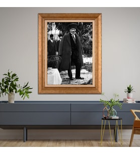 Altın Paspartulu Atatürk  Çerçeveli Tablo C127 (Gold)