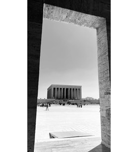 "Anıtkabir Siyah Beyaz Perspektif Temalı Mdf Tablo - Çerçevesiz Atatürk Duvar Sanatı"