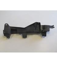 RENAULT KANGOO- 4- 14/21; ÖN ÇAMURLUK BAĞLANTI SUPORTU SAĞ 631226477R 1479-2107