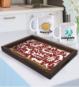 BK Gift Kişiye Özel Güneşim ve Dünyam Tasarımlı 2'li Kupa Bardak Seti ve Doğal Ahşap Tepsi-2
