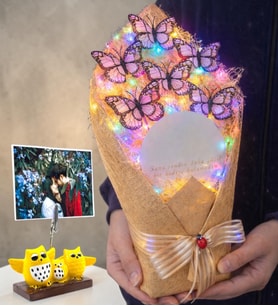 Kişiye Özel Baykuş Fotoğraflı Renkli Led Işıklı Aynalı Büyük Boy Kelebek Buketi (Beyaz)