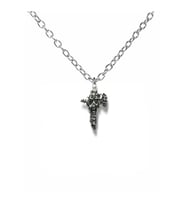 on Maiden Figürlü Unisex Metal Kolye – 60 cm Zincirli Heavy Metal Efsanesi Takı (Gümüş)