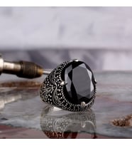 925 AYAR GÜMÜŞ OVAL ZİRKON TAŞLI ERKEK YÜZÜK