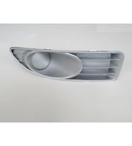 Fıat Lınea Classıc- 06/15; Sis Lamba Kapağı Sağ Sis Deliksiz (Gümüş Gri) (Oem No: 735460615)