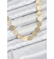 Yuvarlak Plaka Model Gold Renk Kadın Kolye