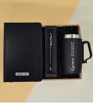 Kişiye Özel Siyah Termo Defter& Siyah Bardak Termos& Siyah Touch Pen Hediye Seti