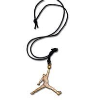 Air Jordan Model Deri İpli Tasarım Kolye