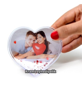 Kırmızı Kalp Taneli Kalp Kar Küresi RESİMLİ