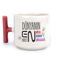 Dünyanın En Annesi Baskılı Kırmızı Kulplu T Kupa