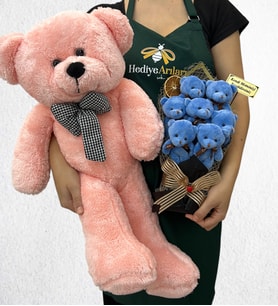 Kişiye Özel 7'li Peluş Ayıcık Buketi ve Büyük Boy Pembe Peluş Ayıcık (Model 5)