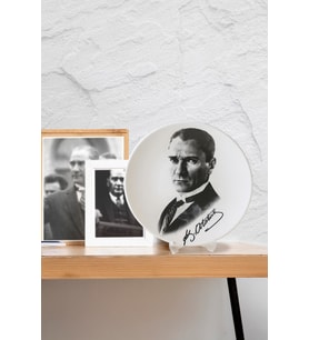 Keramika Atatürk Portre Hediyelik/Dekoratif Tabak - 18241 (Beyaz)