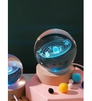 3D Güneş Sistemi Kristal Led Gece Lambası – USB'li Ahşap Standlı LED Masa - Gece Lambası RGB Led