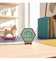Gezgin Ruhlu Karavan Temalı Dekoratif Masaüstü Süsü Çalışma Masalarınıza Modern ve Estetik Bir Dokunuş Sunan Tasarım 10x10 cm, Açık Yeşil