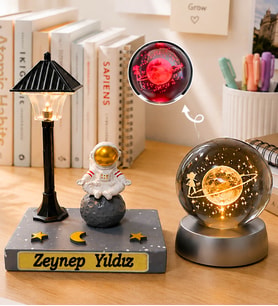Kişiye Özel 3D Satürn Kız Samanyolu Işıklı Kristal Küre & Astronot Masa Lambası Arkadaşa Hediye