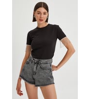 Kadın Kolları Zincir Detaylı Basic T-Shirt (Siyah)