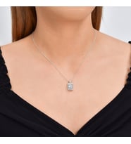 0,41 Karat Pırlanta Baget Kolye (Beyaz)