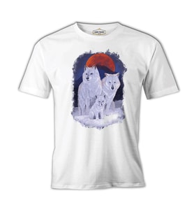 A Wolf Family in front of a Red Moon Scene Beyaz Erkek Tshirt