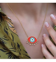 Mine İşli Kırmızı Göz Modeli Gold Kaplama Trend Gümüş Kolye