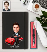 Kişiye Özel Ferrarili Adam Karikatürlü Defter ve Kalem