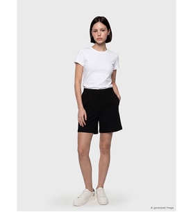 LCW Petite Siyah Beli Lastikli Soft Touch Kadın Şort