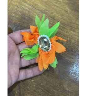 YEŞİL TURUNCU TAŞLI ARMA DİKİŞ GİYİM AKSESUARI 8X8 CM