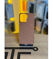 iPhone 14 Pro Max Uyumlu Kaymaz Tırtıklı Dokulu Mat Kılıf (Kahverengi)