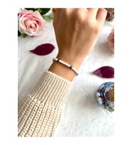 Kadın - Beyaz Renk, Nazar Boncuk Detaylı Şık Tasarım Minimal Bileklik  Handcrafted