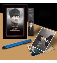 2026 Komutan Atatürk Ajandası Ayraç Kartpostal Kalem - Lacivert (Siyah-Gümüş-Altın)