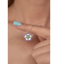 Papatya Silver 925 Ayar Gümüş Rodyum Kaplama Mineli Tektaş Yonca Kolye