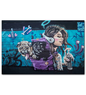 Cakatablo Graffitici Kız ve Çantasında Köpekler Duvar Boyama MDF Tablo