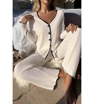 Merry See Özel Örme Kumaş Düğmeli Uzun Kollu Pijama Takımı (Beyaz)