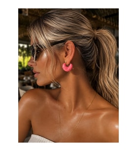 Premium Mercan Pembe Mine Detaylı Gold Halka Küpe Modern Kadın Küpesi