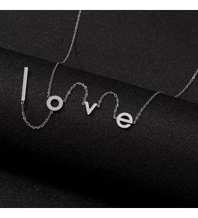 Gümüş  Sallantılı Love Kolye
