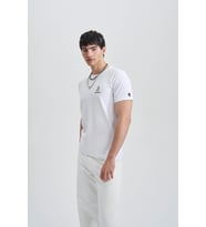 Beginning Composition Erkek Nakış T-Shirt (Beyaz)