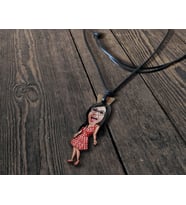 BK Gift Kişiye Özel Kadın Karikatürlü Deri İpli Ahşap Kolye, Sevgiliye Hediye, Doğum Günü Hediyesi, Sevgililer Günü Hediyesi-1